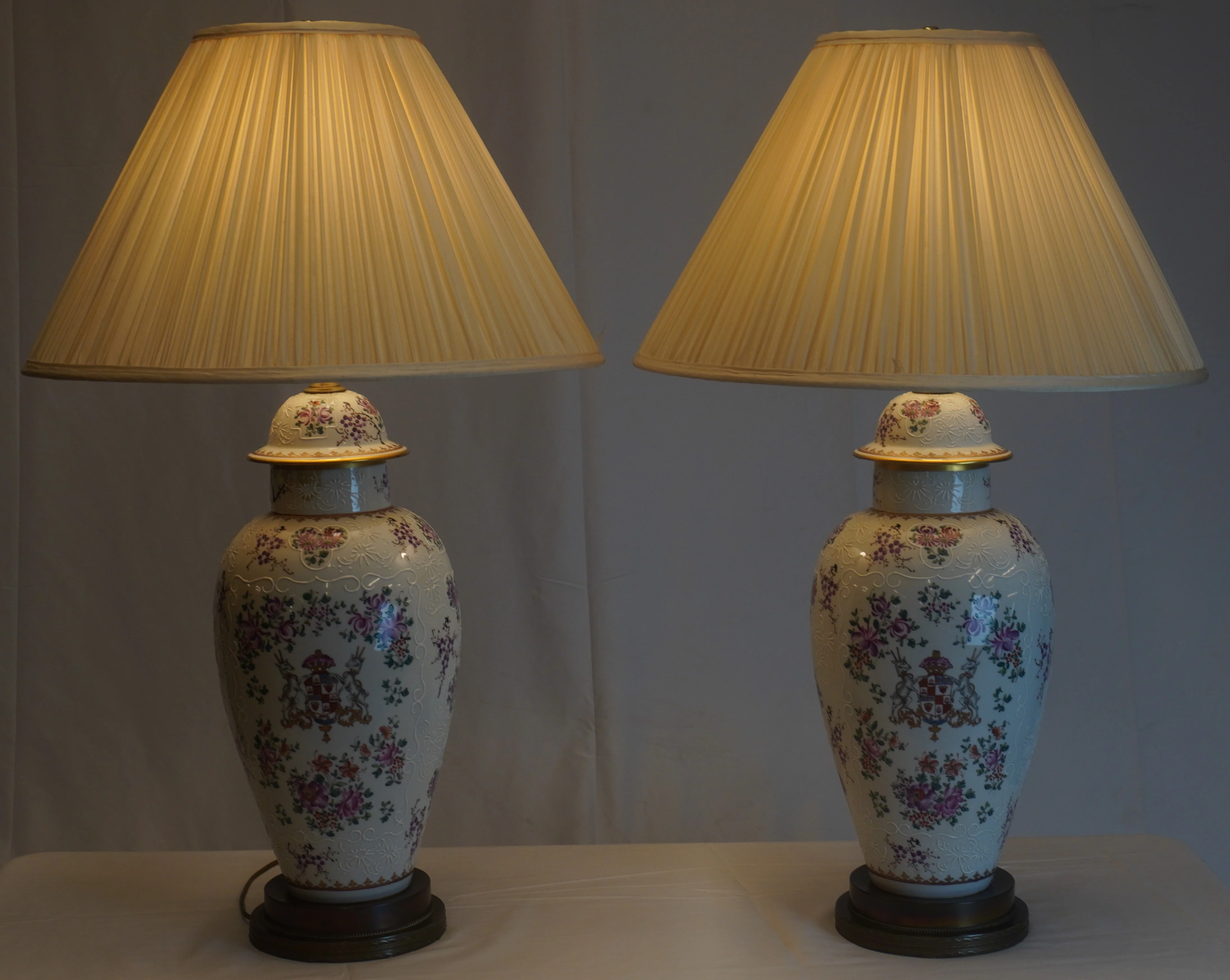 Antique French Edme Samson Armorial Pot w Lid Lamps, Pair of - Image 4