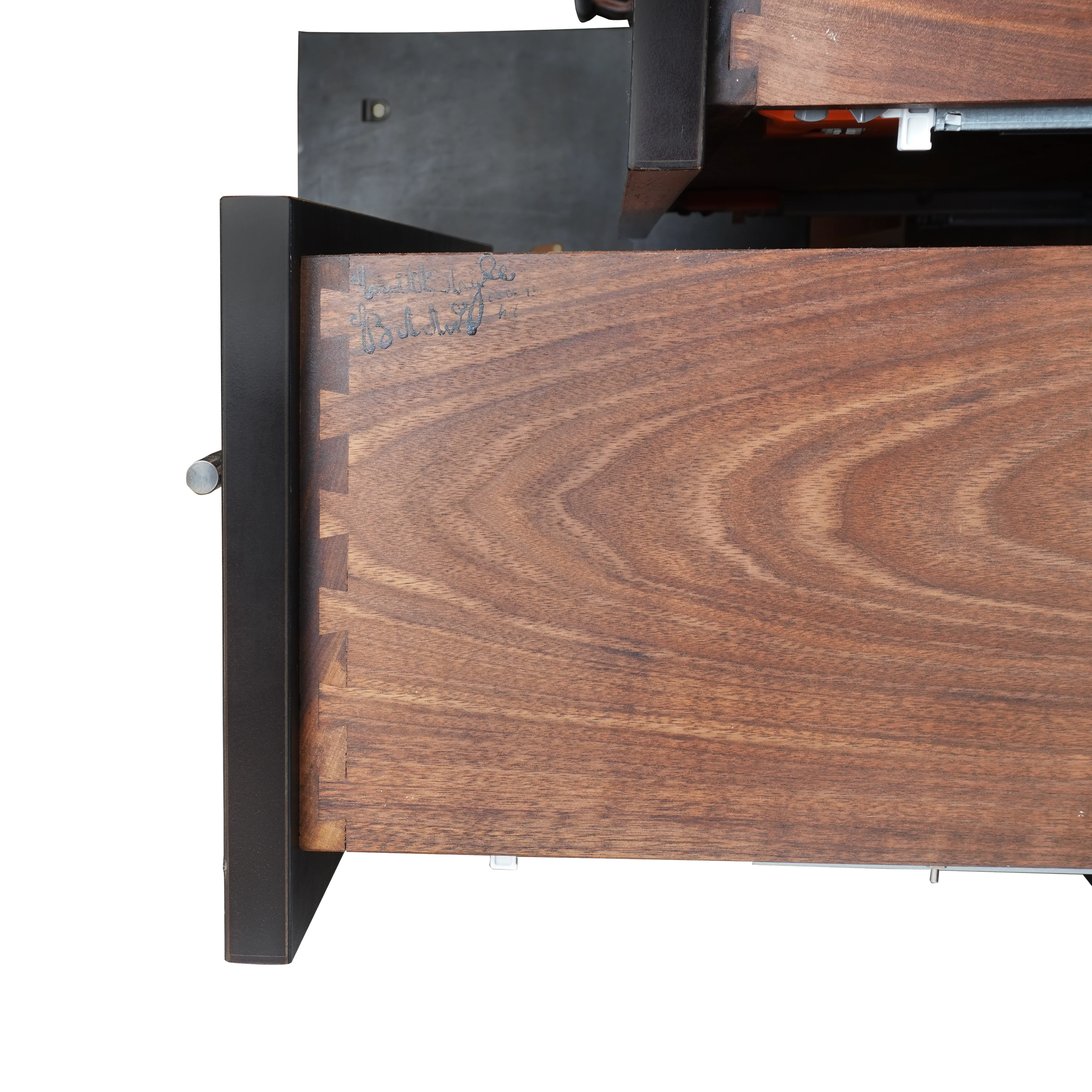 BDDW MAPPER STANDARD CREDENZA - Image 8