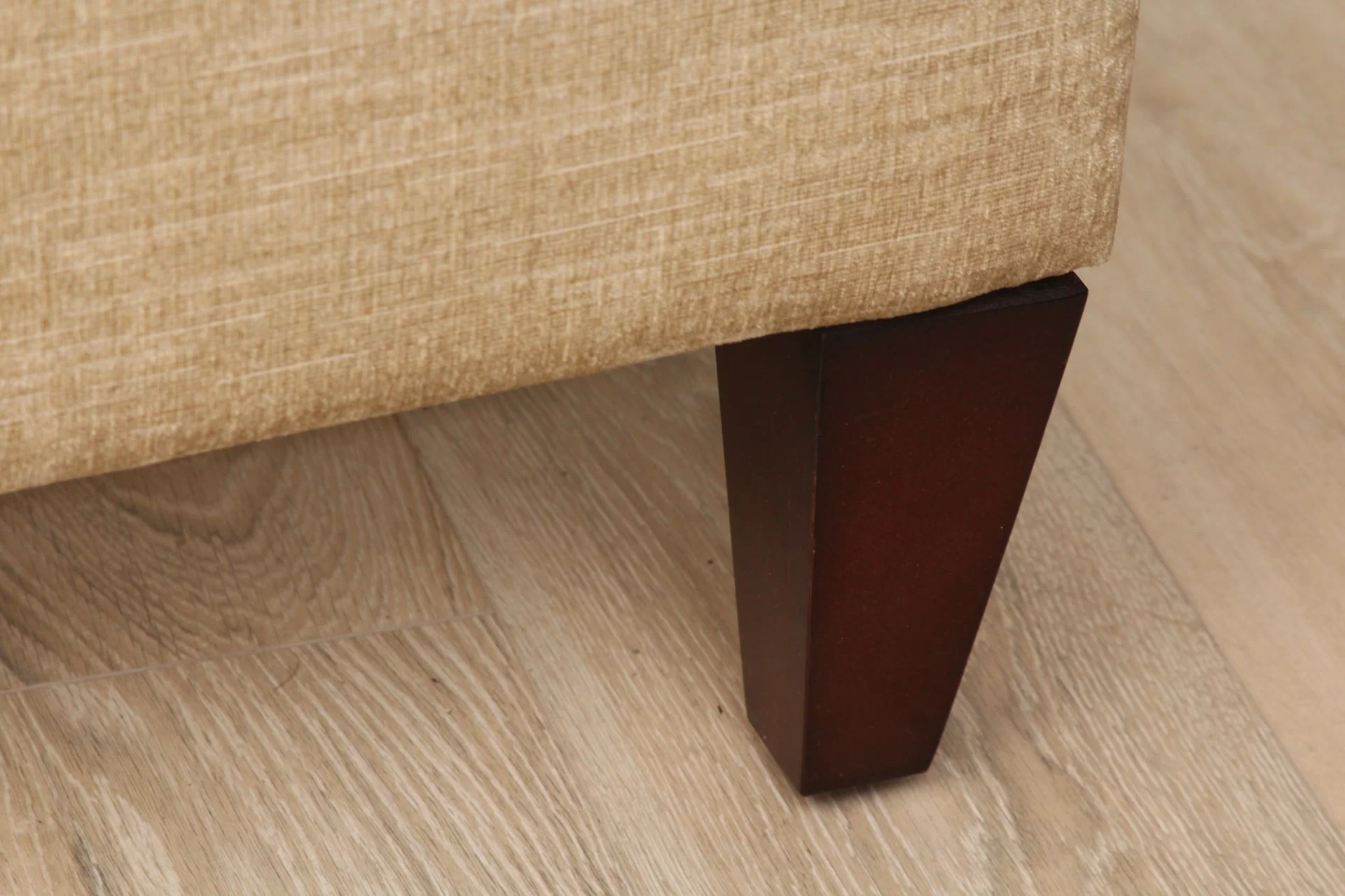 Braxton Culler Libby Elliston King Size Bedframe - Image 3