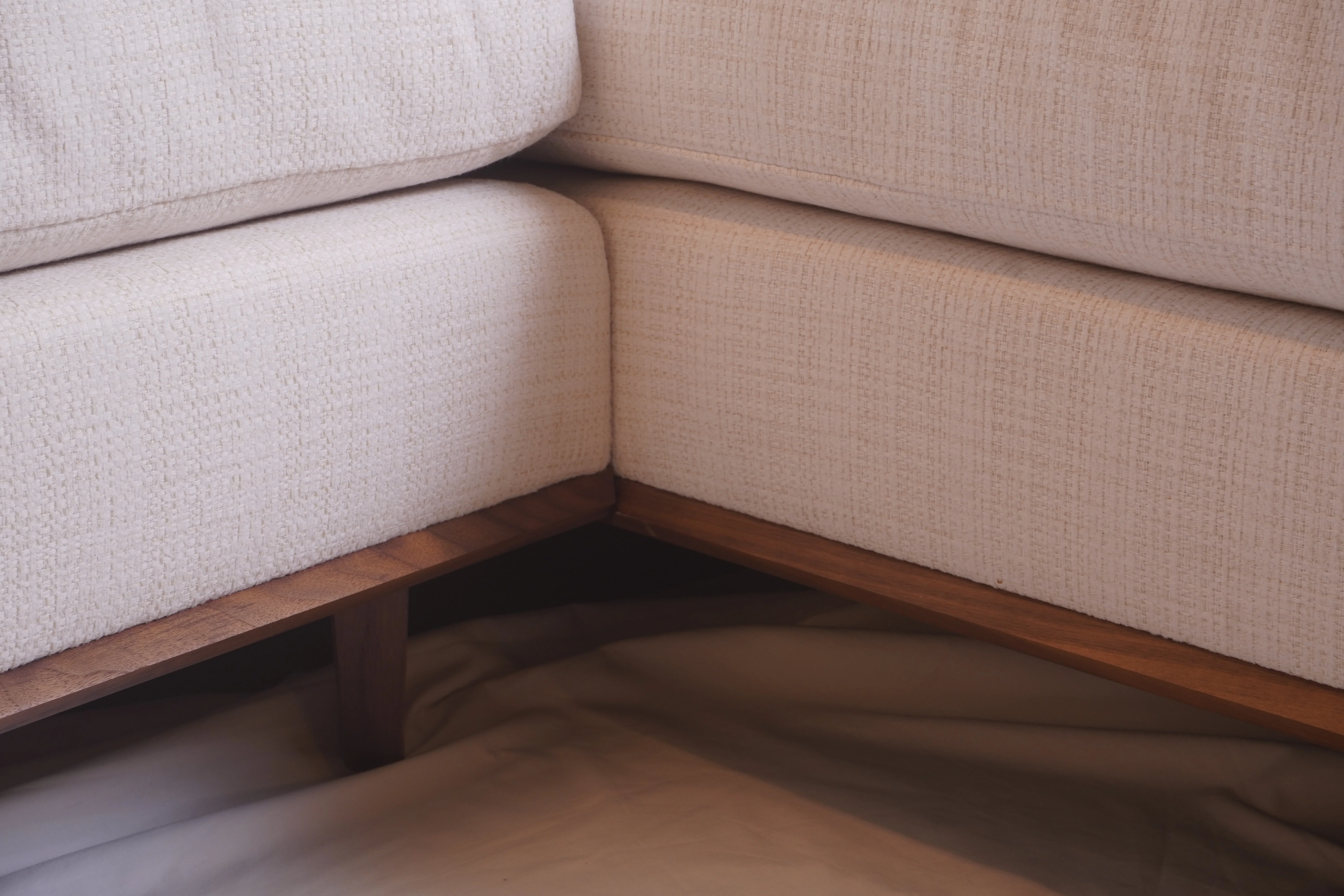 Bright Chair Milo Sectional Sofa - Mint Condition - Image 8