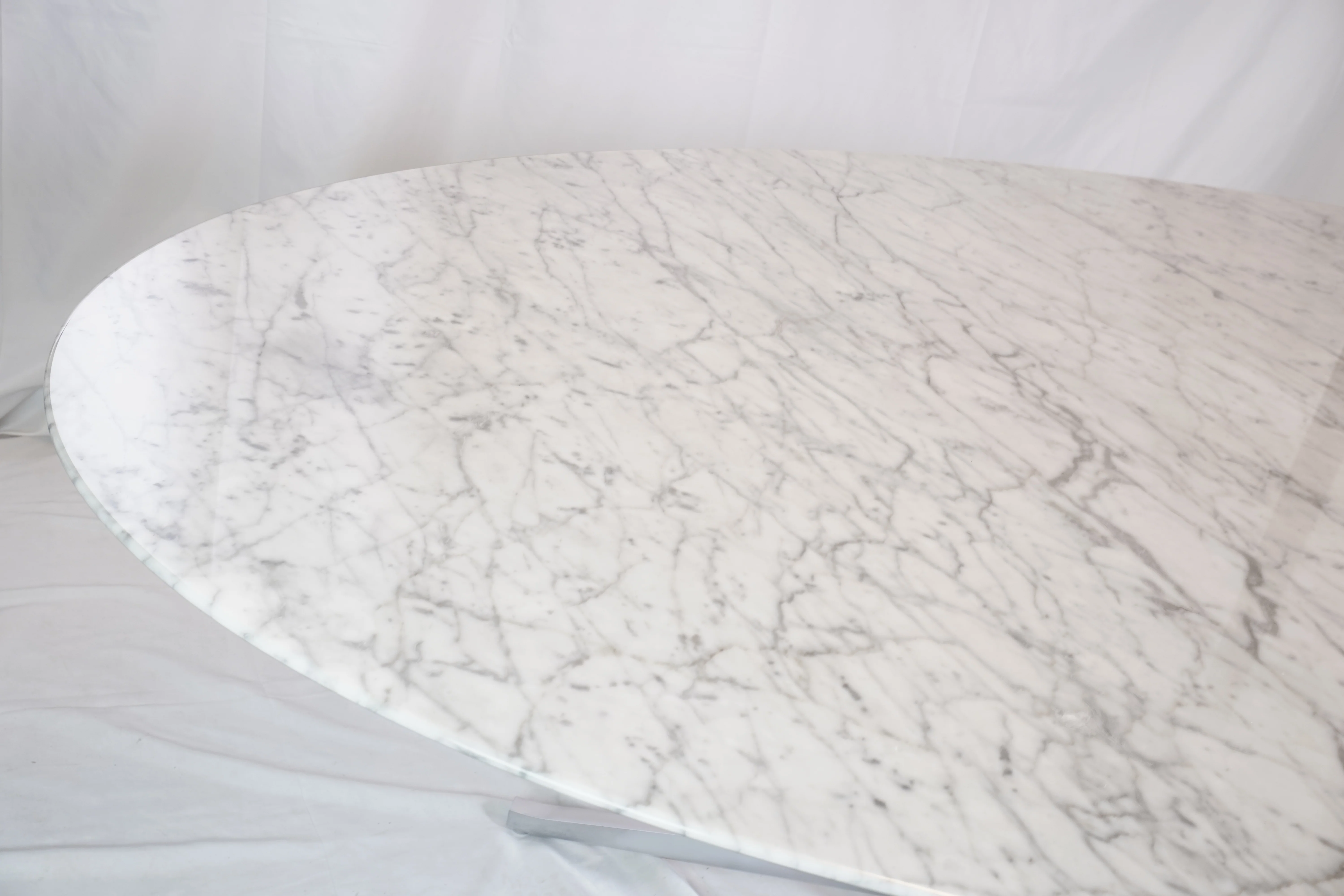 Florence Knoll Oval Carrara Marble Top Dining Table - Image 6