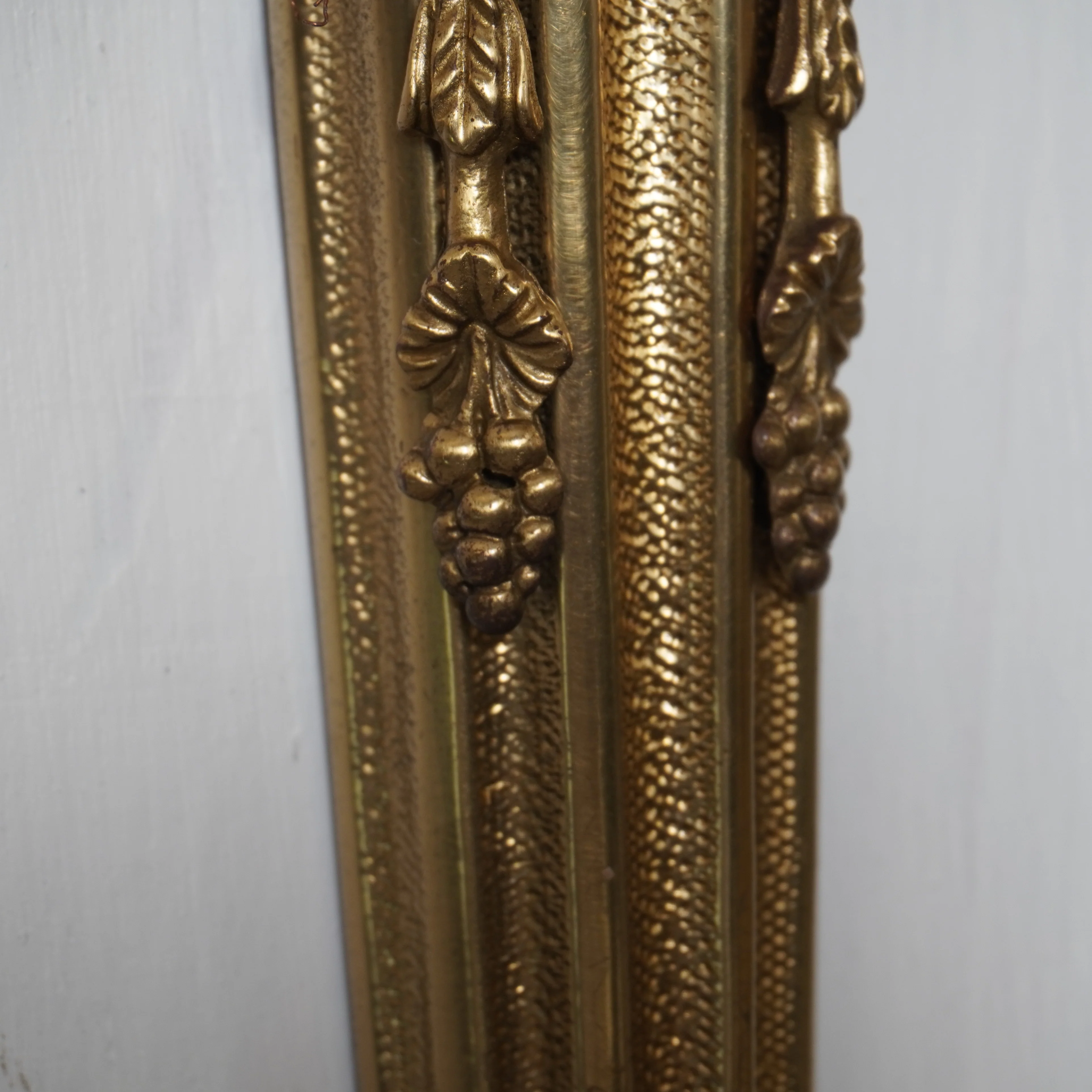French Louis XVI Style Bronze Wall Sconces, Pair of - Image 6