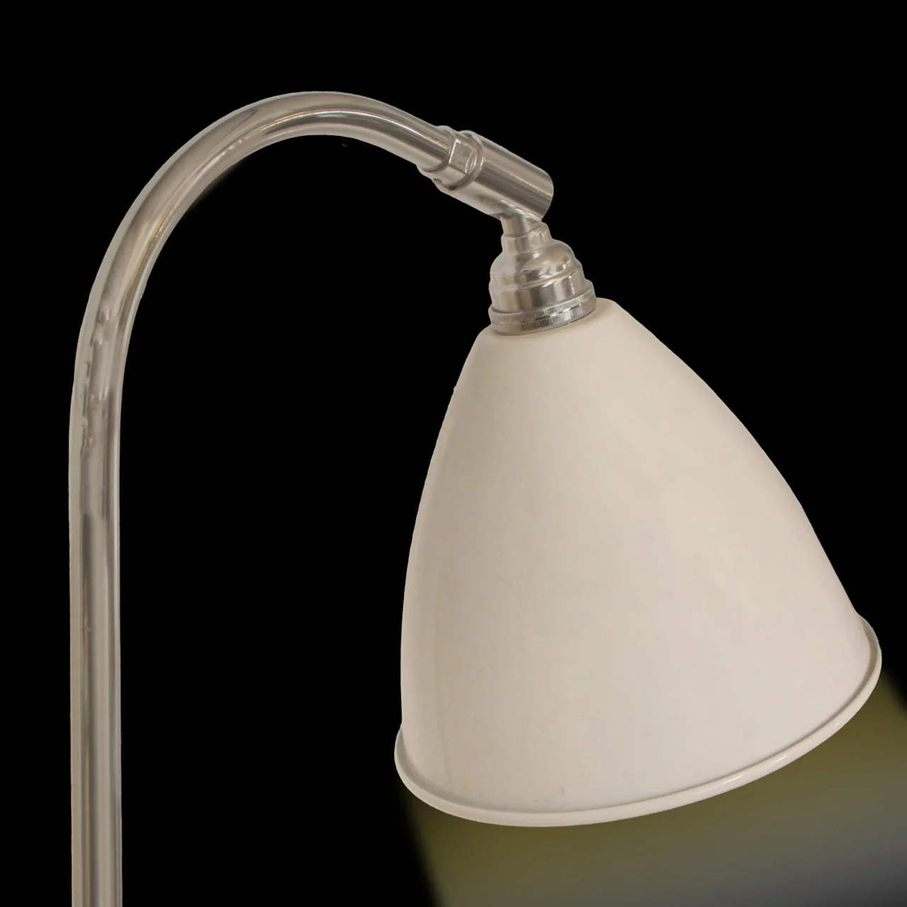 Gubi Bestlite BL1 Table Lamp designed by Robert Dudley Best - Image 8