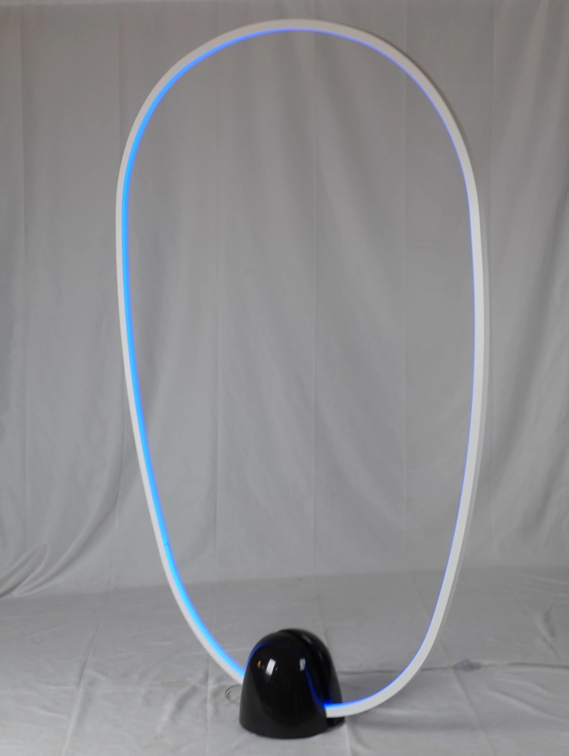 Italian Andcosta Daytona Swivel LED Floor Lamp - Large, from Roche Bobois - Image 4