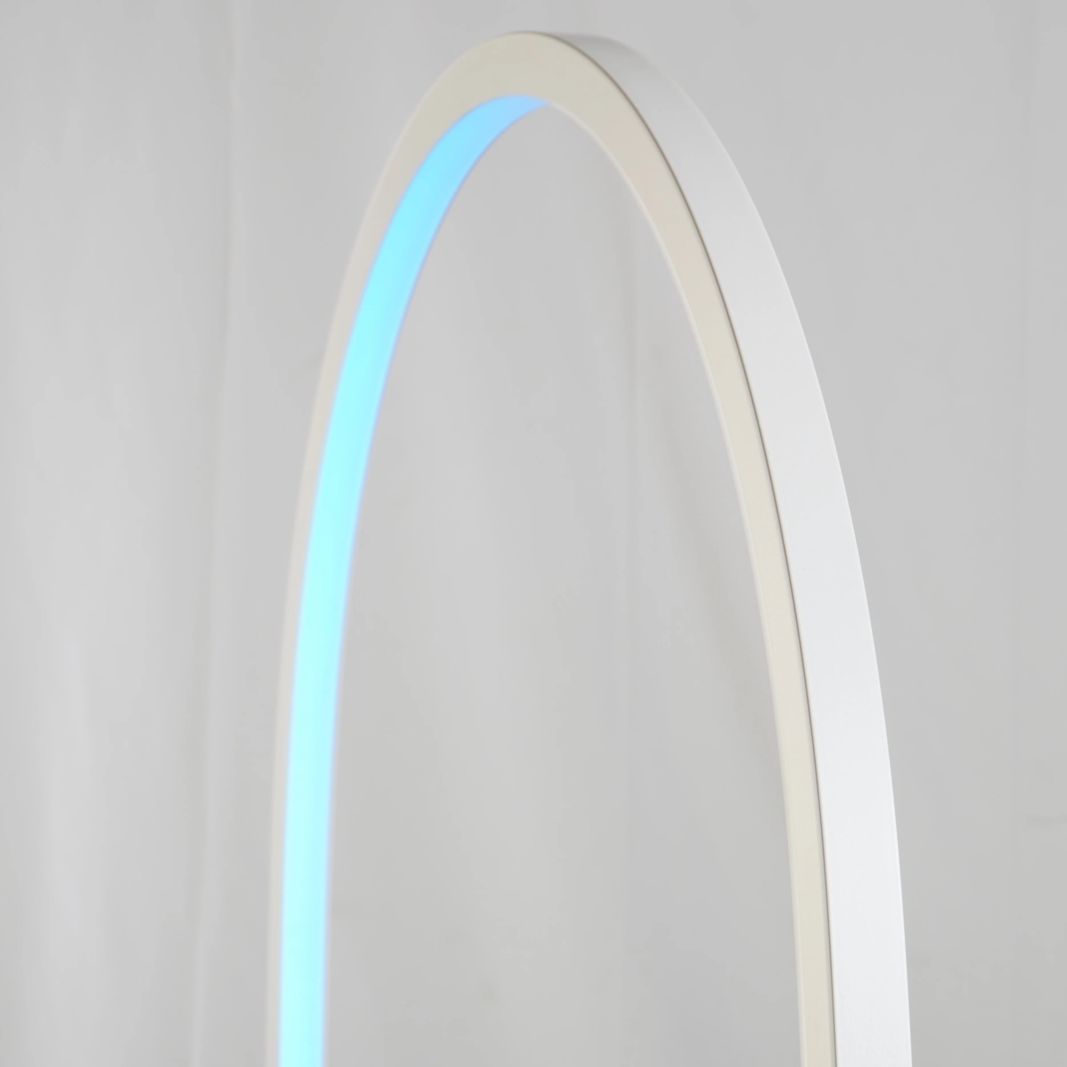 Italian Andcosta Daytona Swivel LED Floor Lamp - Large, from Roche Bobois - Image 5