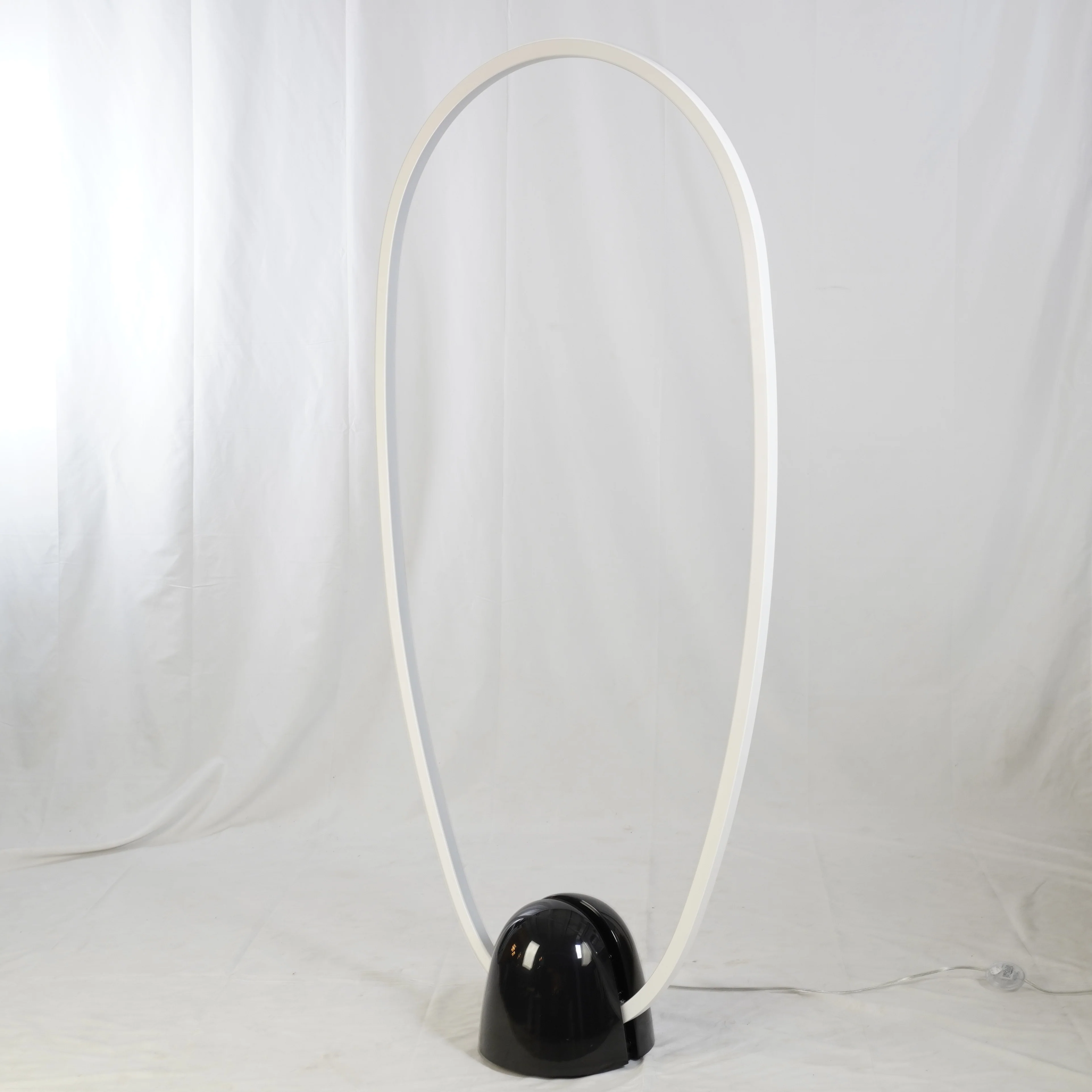 Italian Andcosta Daytona Swivel LED Floor Lamp - Medium, from Roche Bobois - Image 8