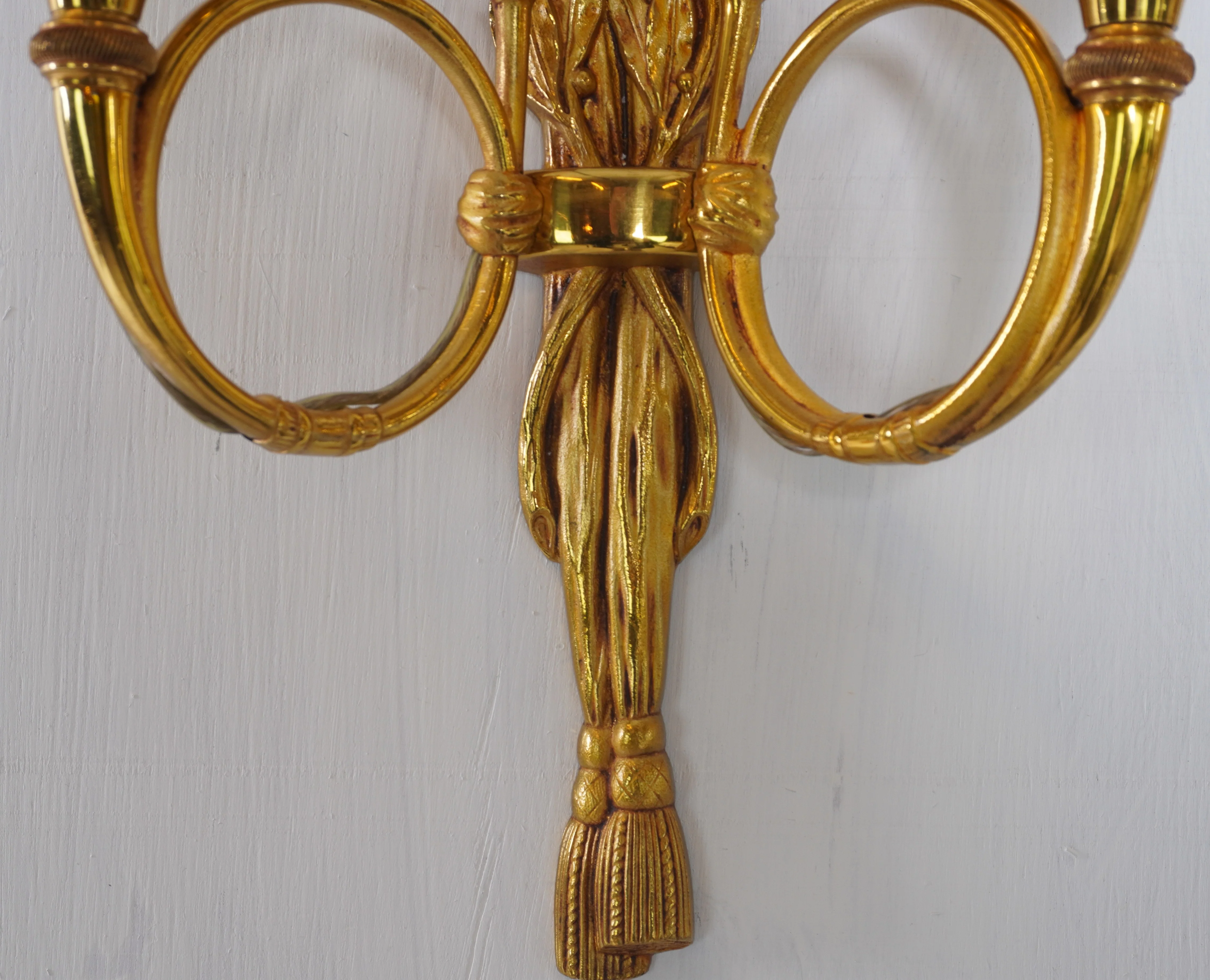 Luminaire d'Art Hunter Horn Gilt Sconces, Pair of - Image 7