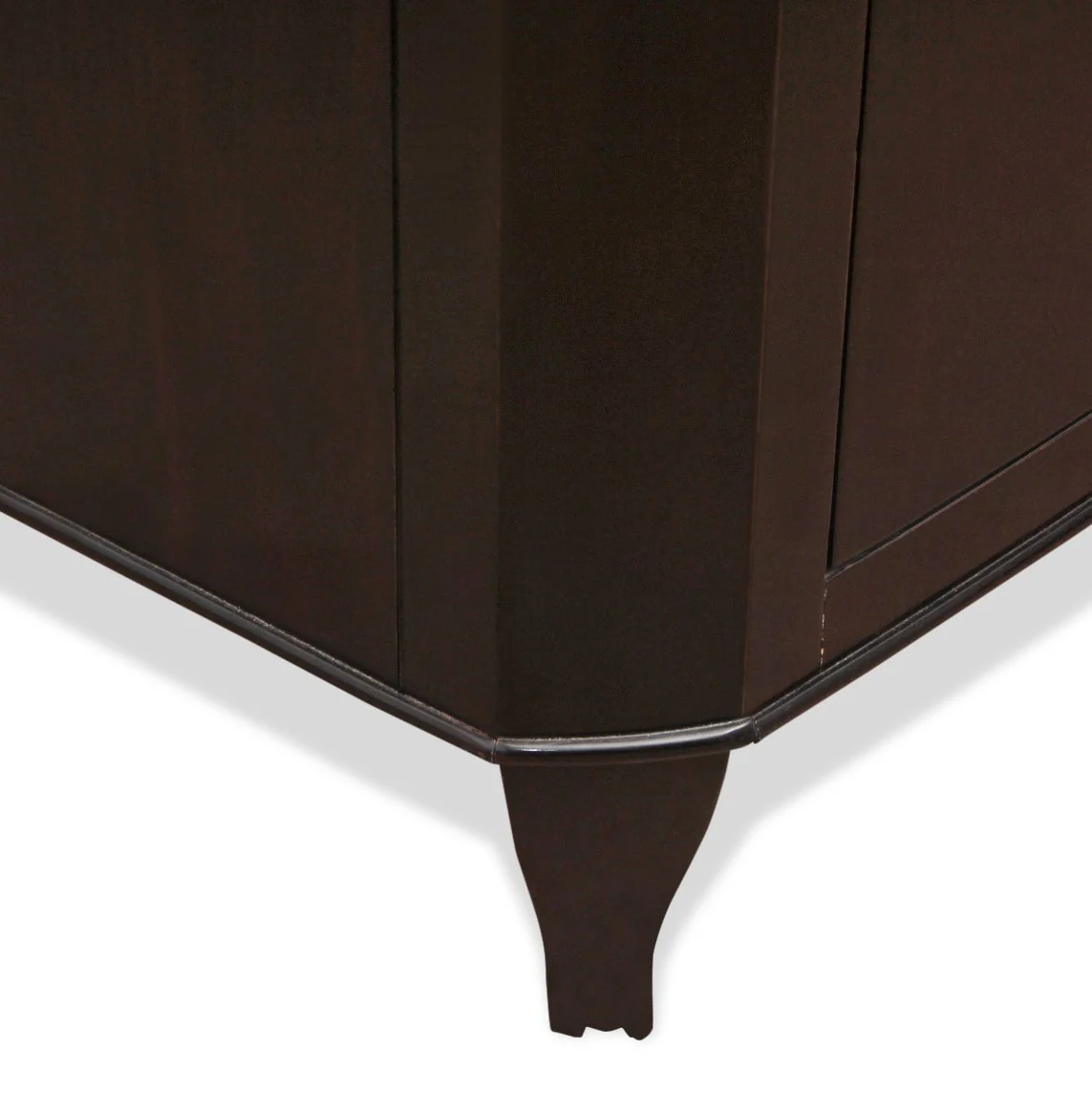 Modern Henredon 3 drawer Dresser with Brass Pulls - Image 4
