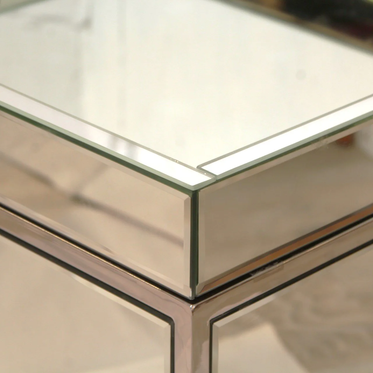 Modern Mirrored Side Table with Tray Top - Image 3
