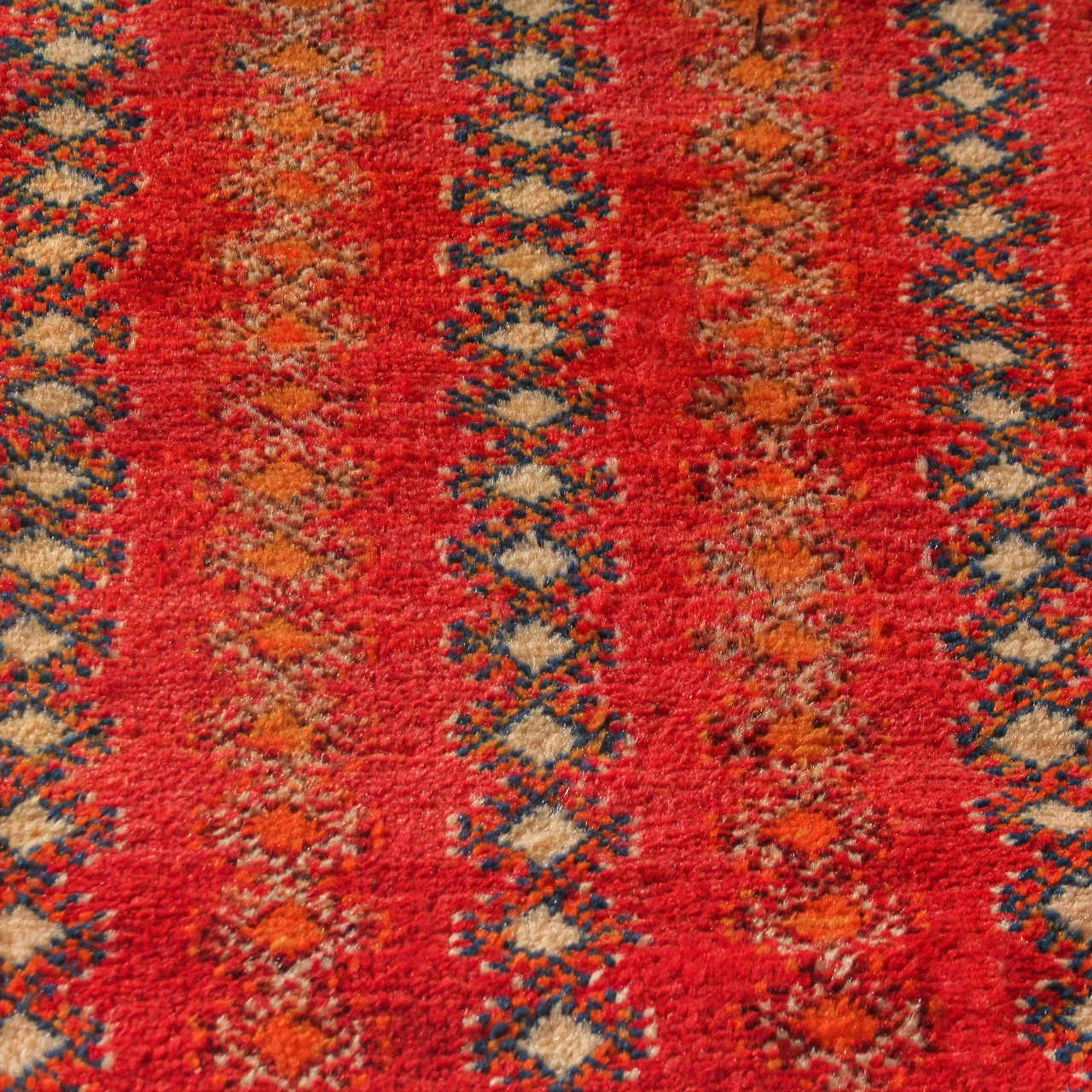 Persian Turkoman Carpet (2 ft 4 in x 3 ft 9 in) - Image 5