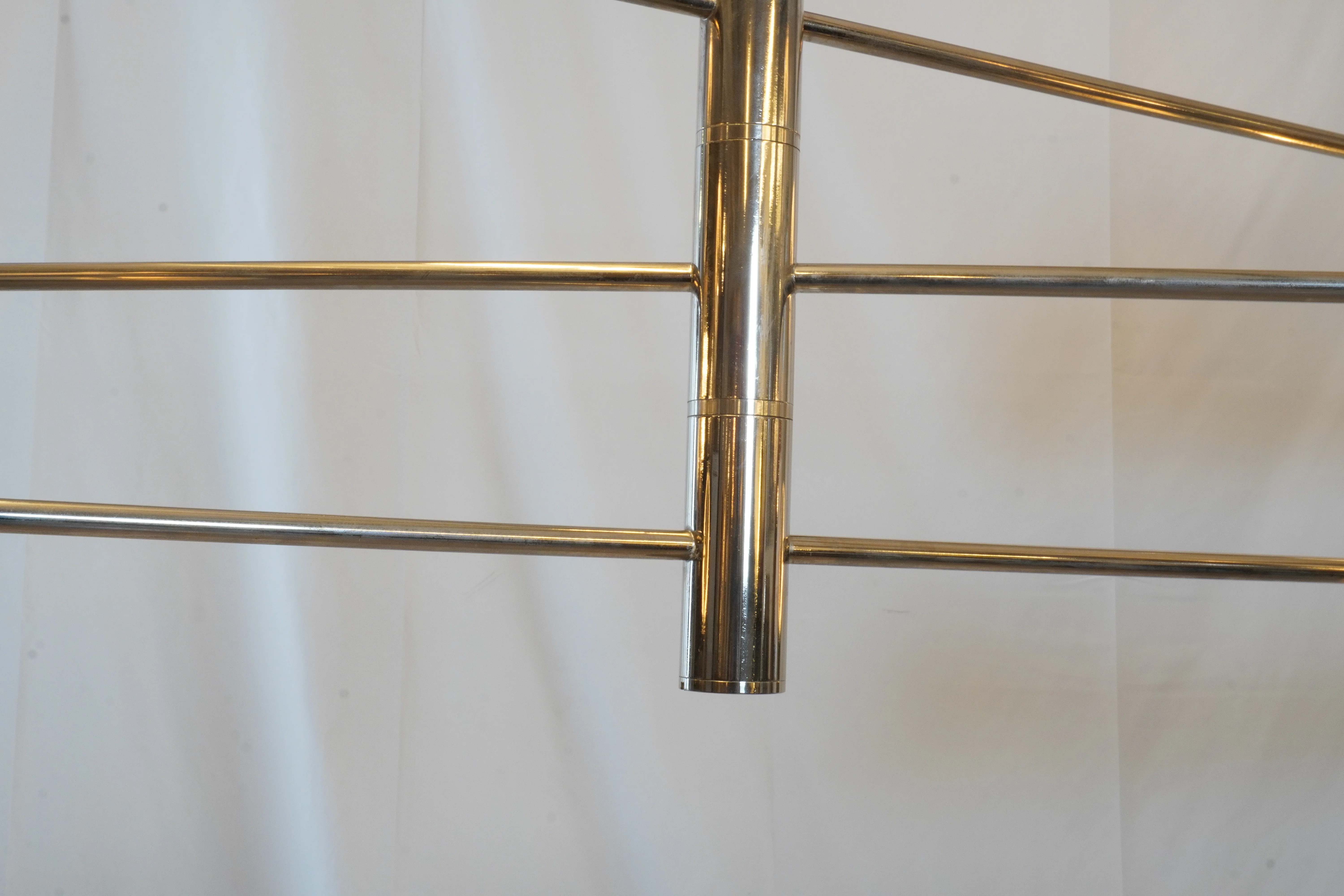Rare David Weeks x Large Torroja Eight Light Tiered Pendant Light, Chandelier by Eduardo Torroja - Image 12