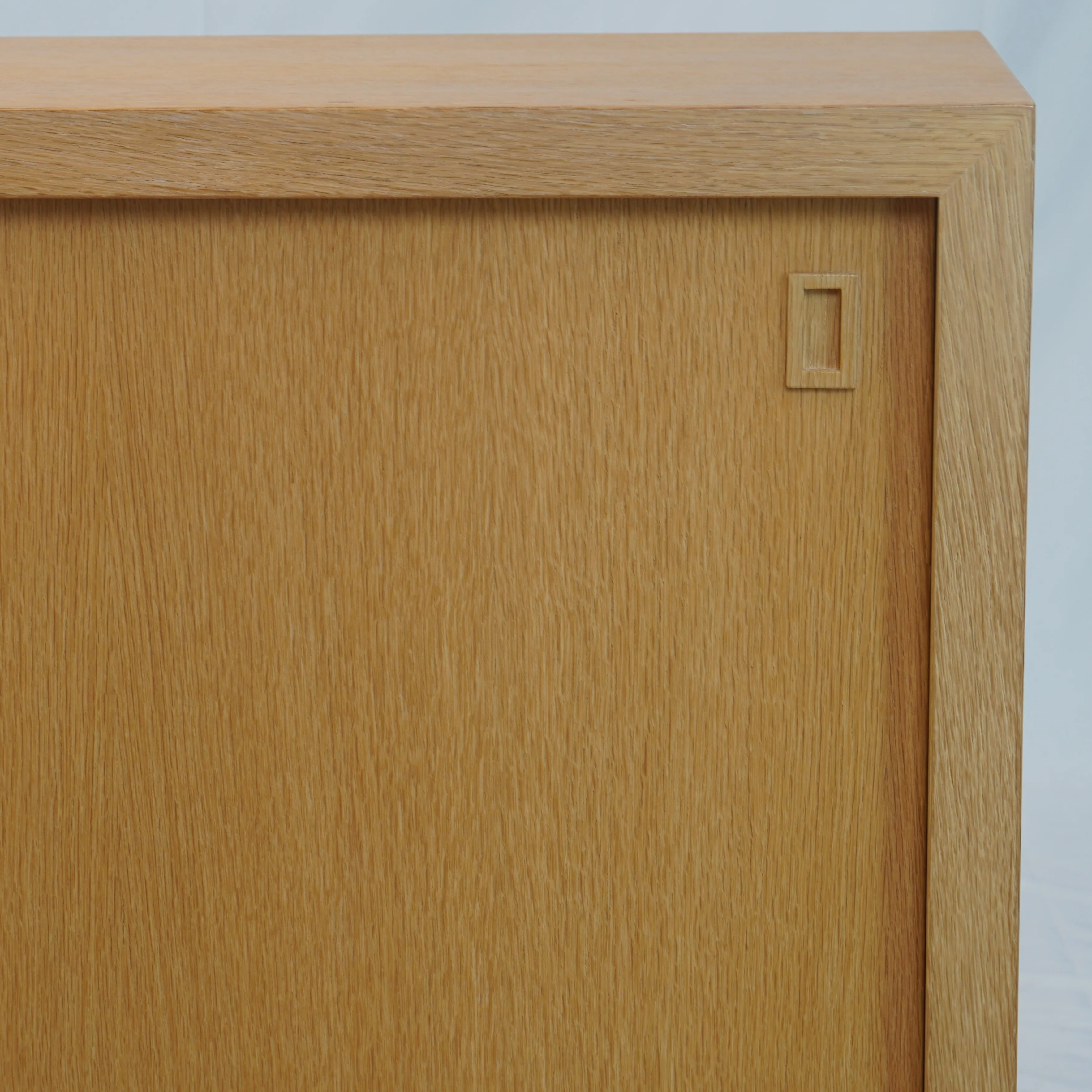 Rees Roberts Modern Media Unit or Sideboard - Image 5