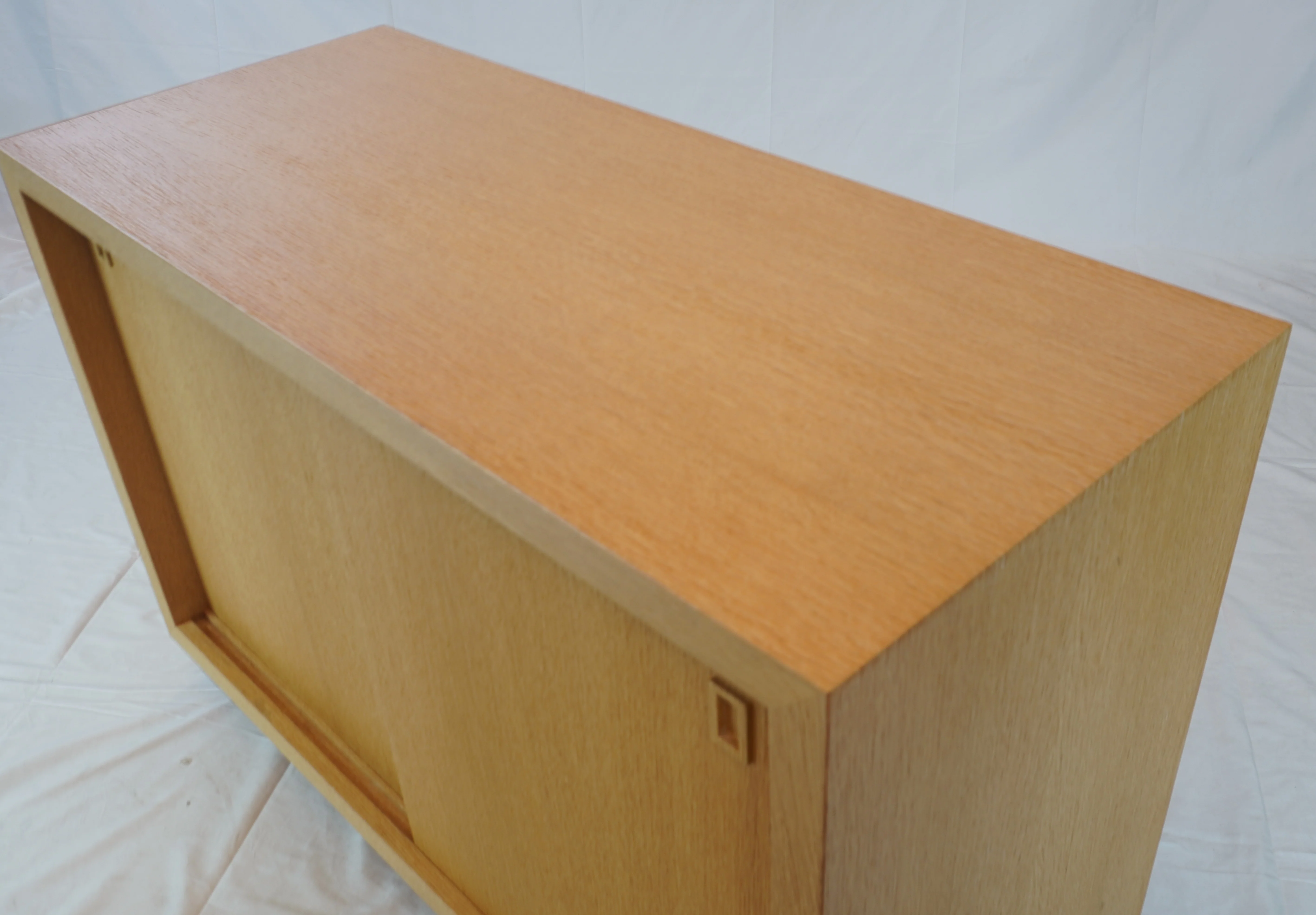 Rees Roberts Modern Media Unit or Sideboard - Image 6