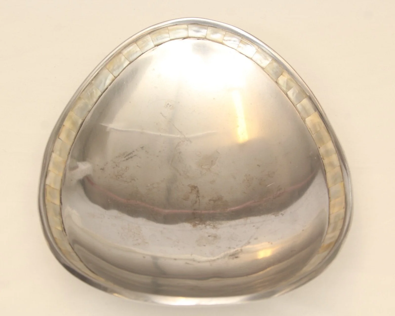 Set of 4 Assorted Designer Silver Dishes - Image 8