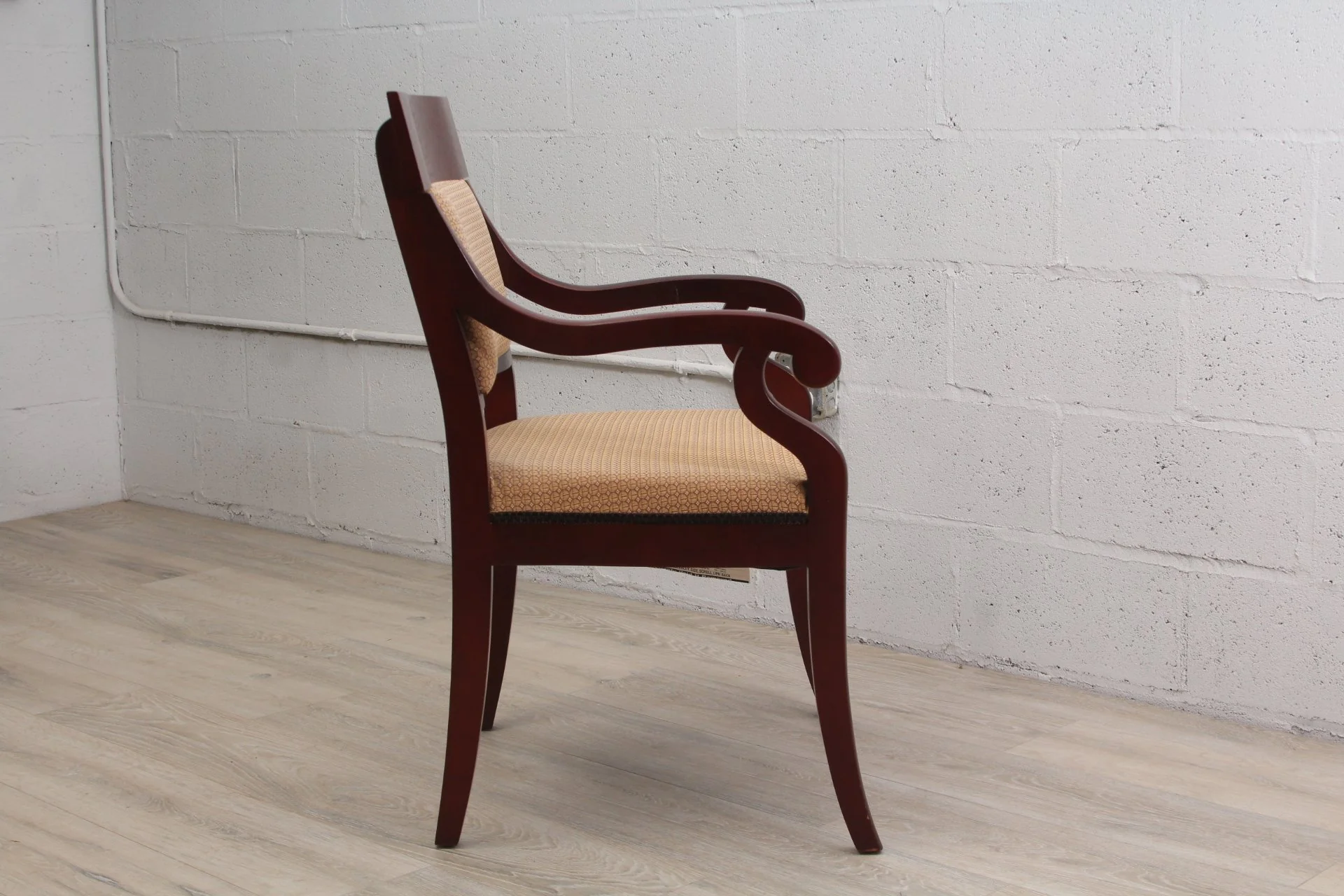 Set of 4 Kimball Innsbruck Osterley Park Traditional Arm Chairs - Image 3