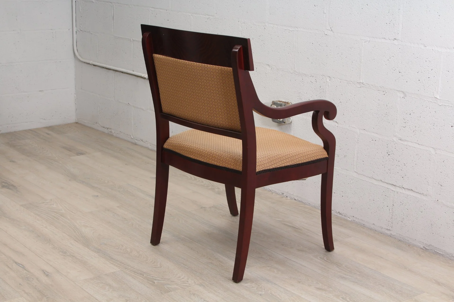 Set of 4 Kimball Innsbruck Osterley Park Traditional Arm Chairs - Image 4
