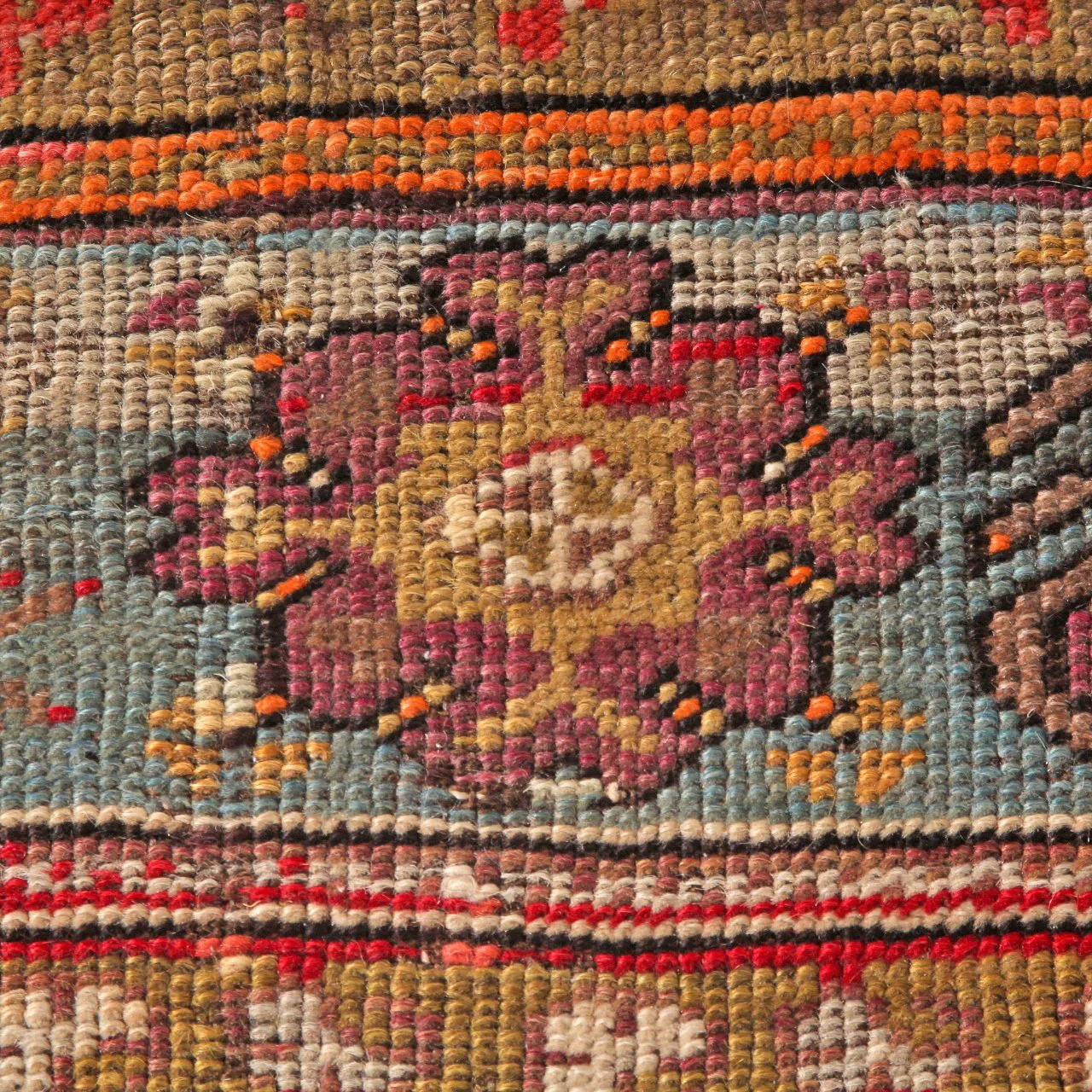 Vintage Bijar Handwoven Tribal Carpet w/ Vegetable Dye (3 ft 10 in x 6 ft 8 in) - Image 10