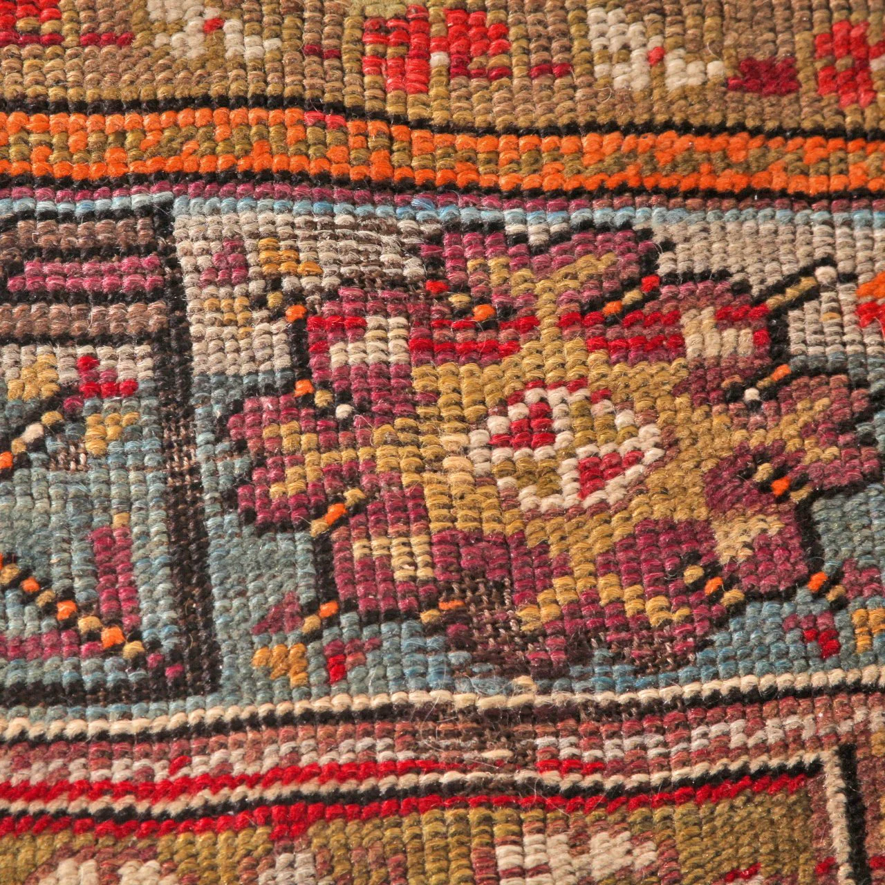 Vintage Bijar Handwoven Tribal Carpet w/ Vegetable Dye (3 ft 10 in x 6 ft 8 in) - Image 11