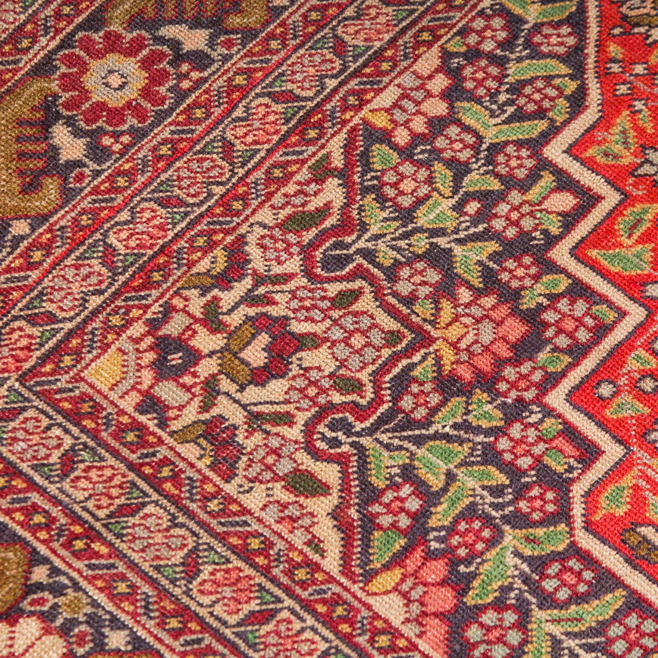 Vintage Dabir Kashan Kork Carpet (3 ft 11 in x 5 ft 2 in) - Image 6