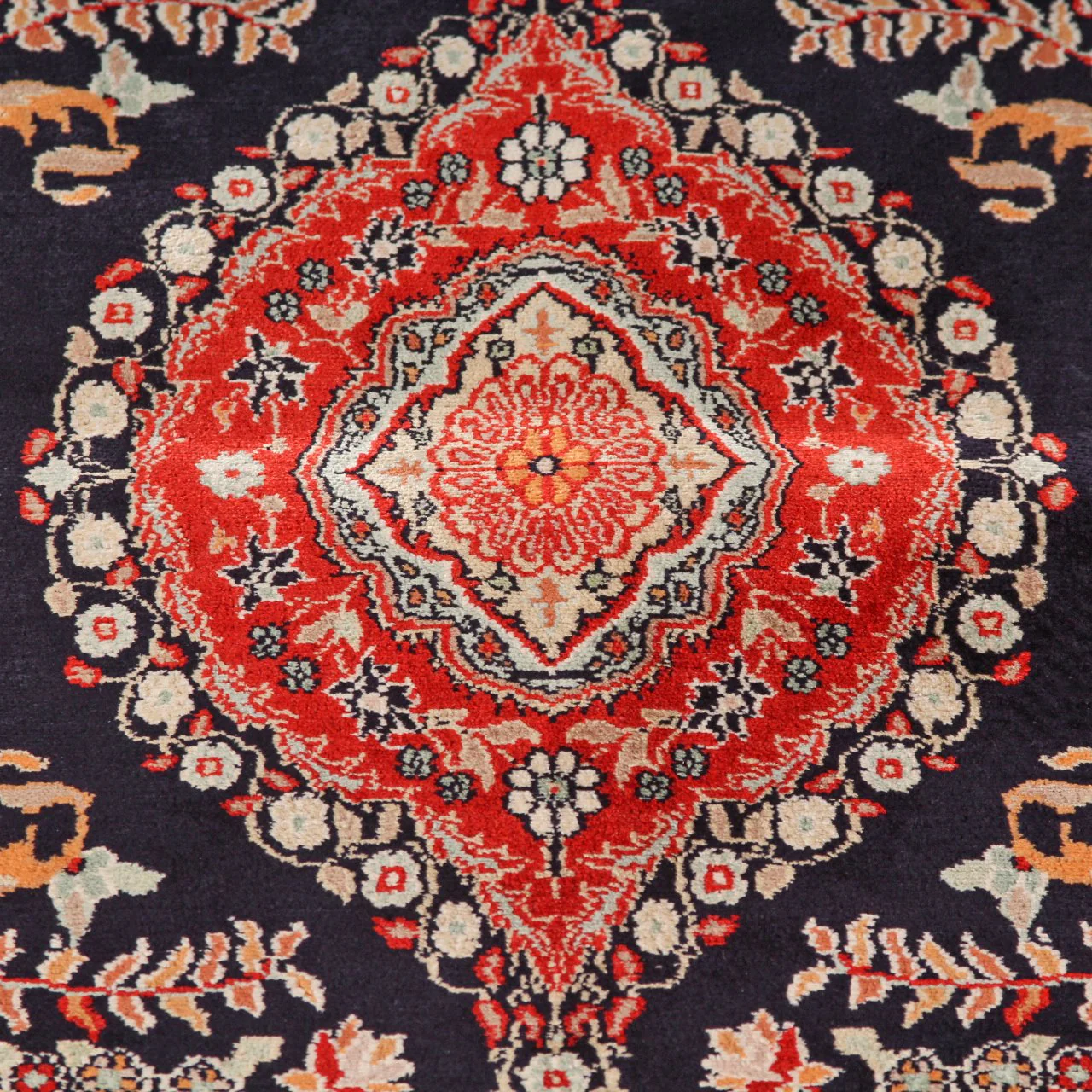 Vintage Fine Persian Kashan Carpet (3 ft 1 in x 5 ft) - Image 8