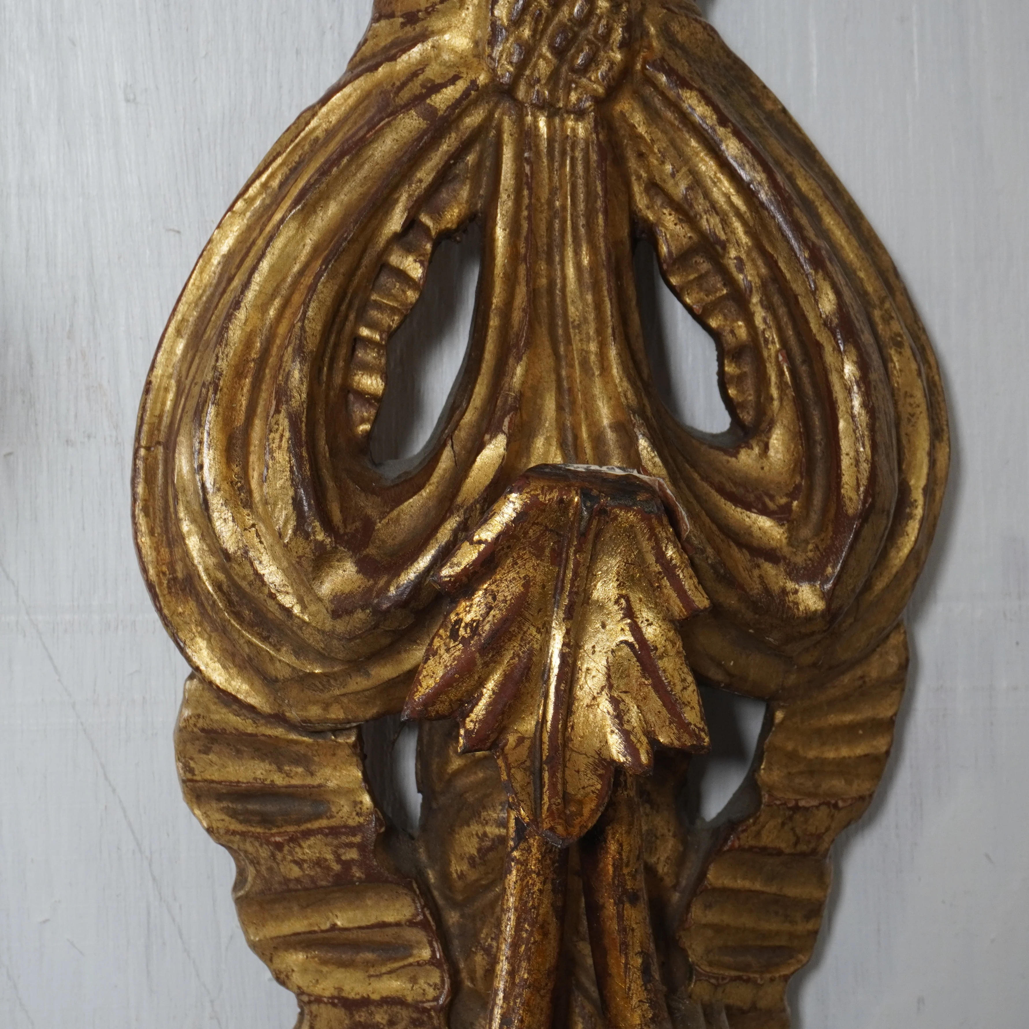 Vintage Italian Carved Gilt Wood & Metal Wall Sconces - Image 4