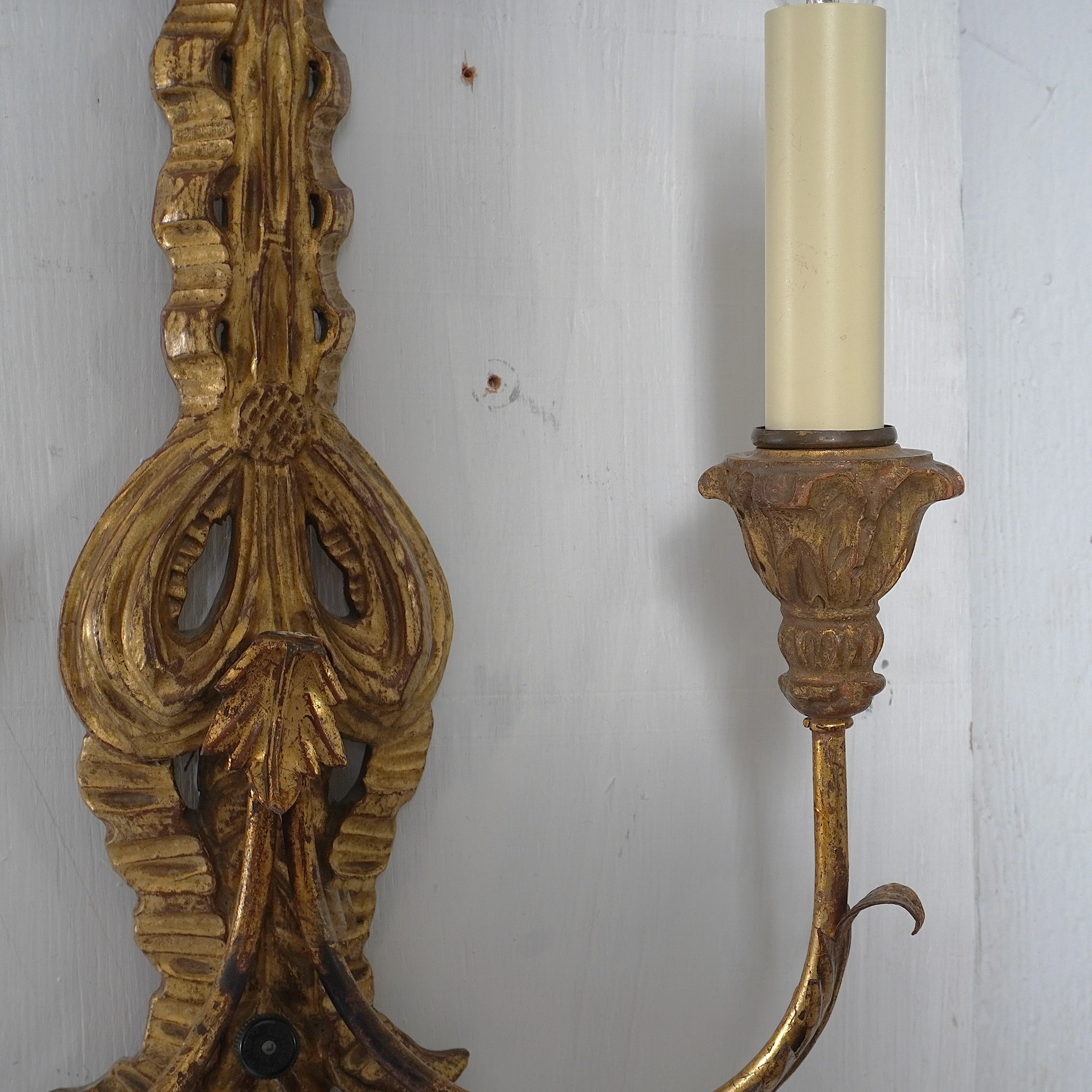 Vintage Italian Carved Gilt Wood & Metal Wall Sconces - Image 5